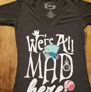 Junior's "We're all mad here" graphic tee Size M